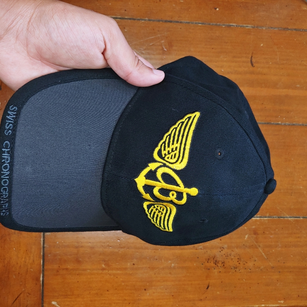 Breitling hat